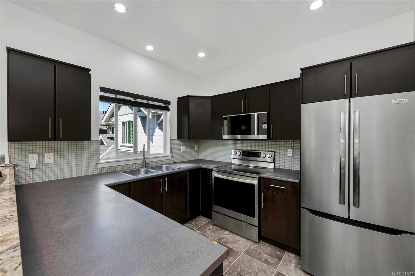 Additional image 4 of 1191 Parkdale Creek Gardens, Langford, BC, V9B 4G9