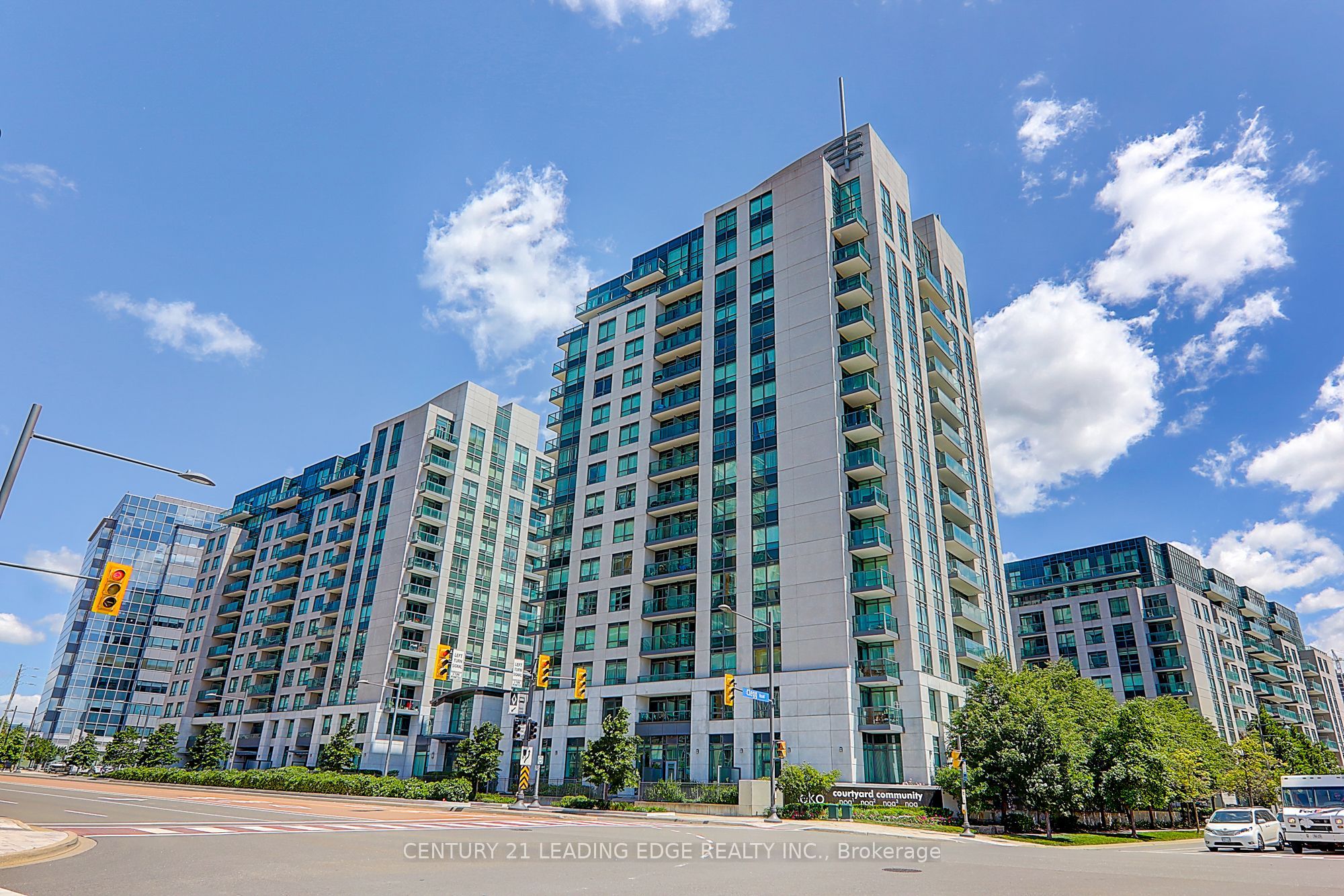 202-75 South Town Centre Boulevard, Markham, ON, L6G 0B3