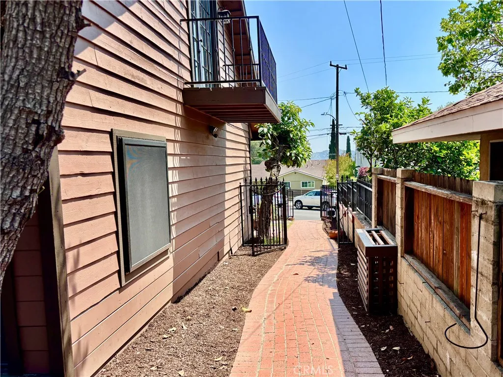 Additional image 95 of 2717 Mary Street, La Crescenta, CA 91214