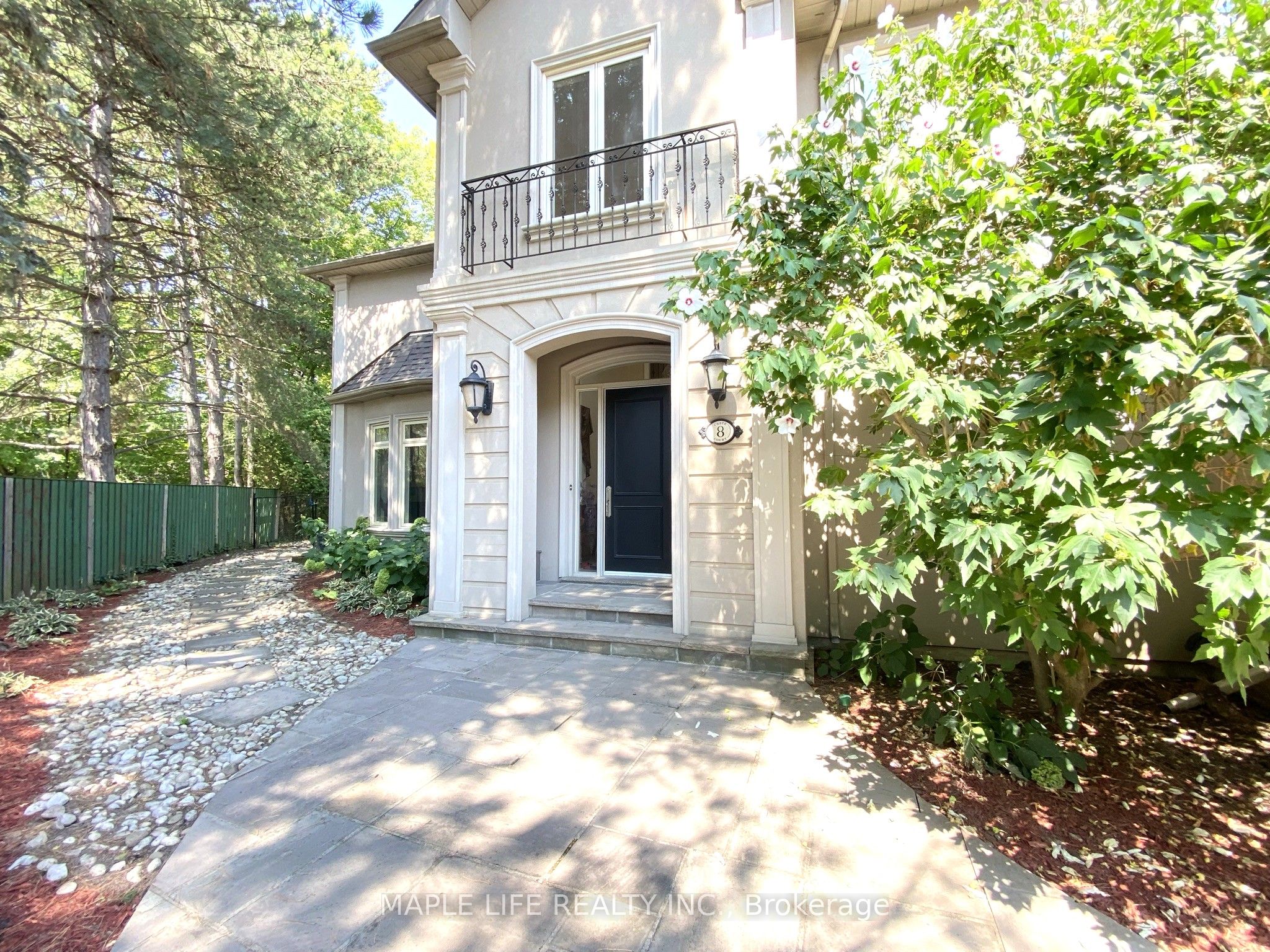 Additional image 3 of 8 Crete Court, Toronto, ON, M3C 2N6