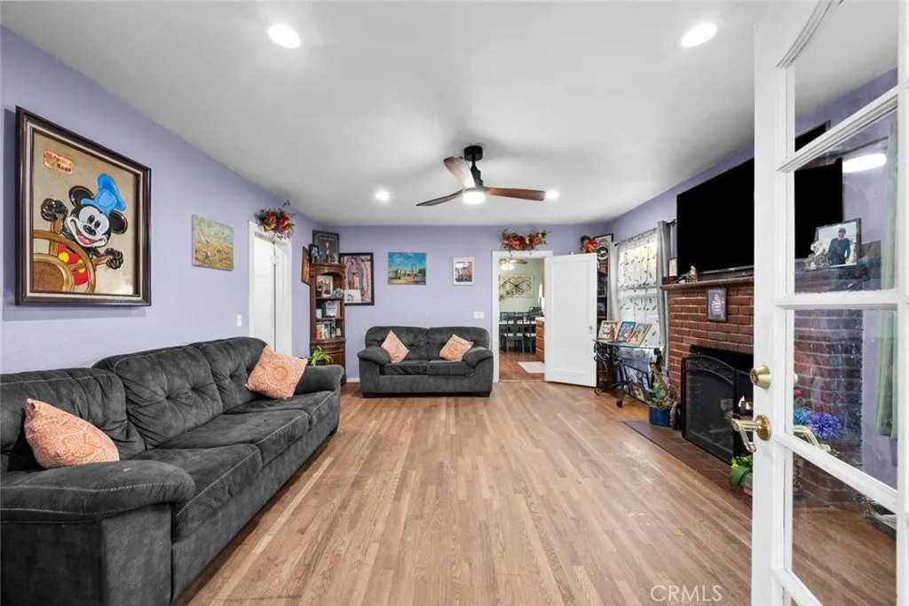 Additional image 86 of 244 N 10th St, Santa Paula, CA 93060