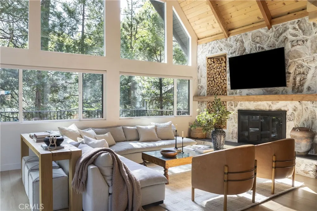 Additional image 2 of 27643 West Shore Road Unit 2, Lake Arrowhead, CA 92352