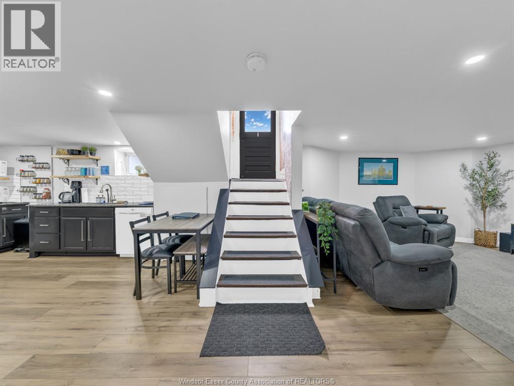 Additional image 5 of LOWER UNIT-1029 Parent , Windsor, ON, N9A2E4