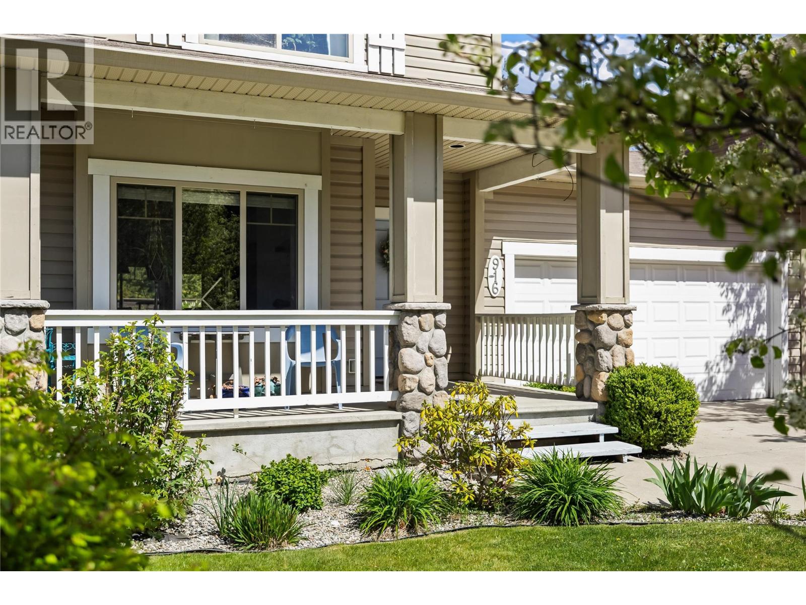 Additional image 3 of 916 Paret Crescent, Kelowna, BC, V1W4X8