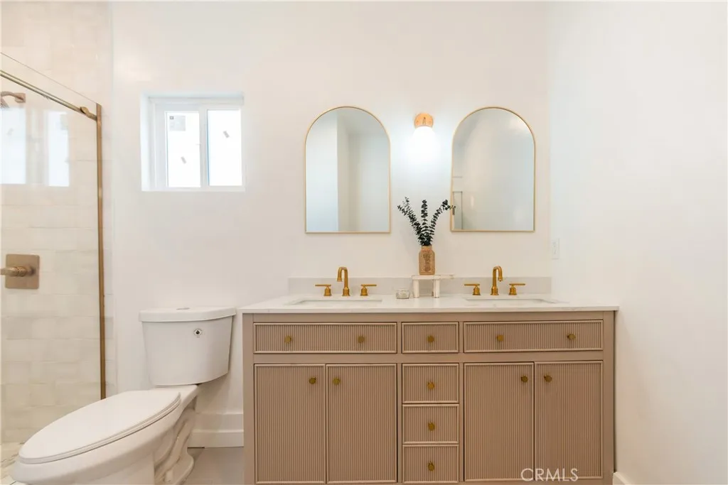 Additional image 90 of 3890 S Harvard Boulevard, Los Angeles, CA 90062