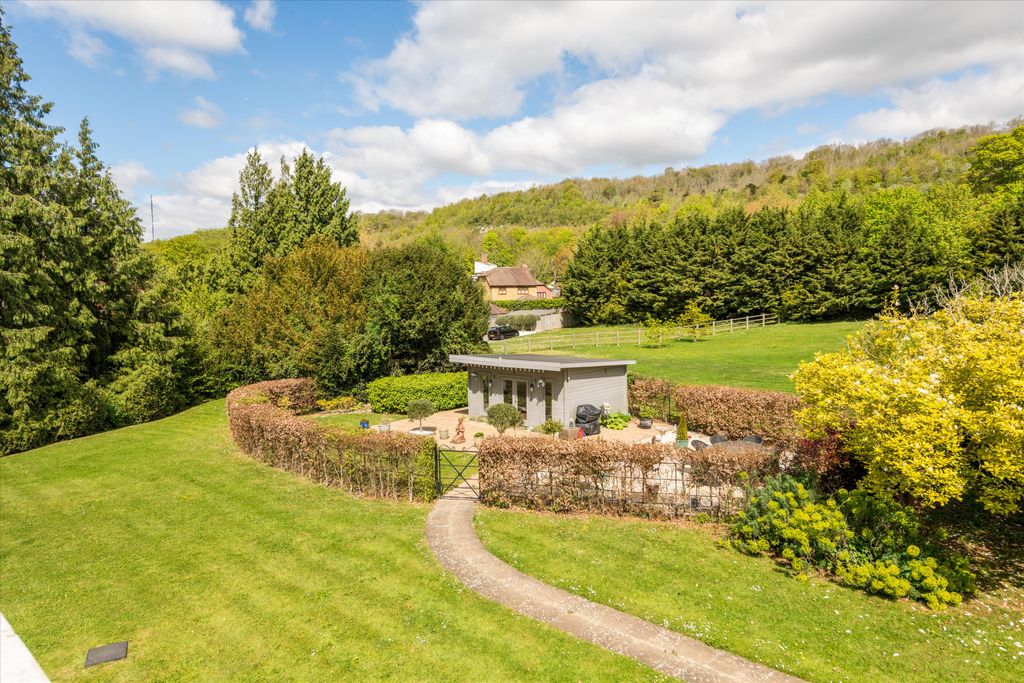 Additional image 20 of 2 bed flat for saleGoring Place, Wrotham, Sevenoaks, Kent TN15