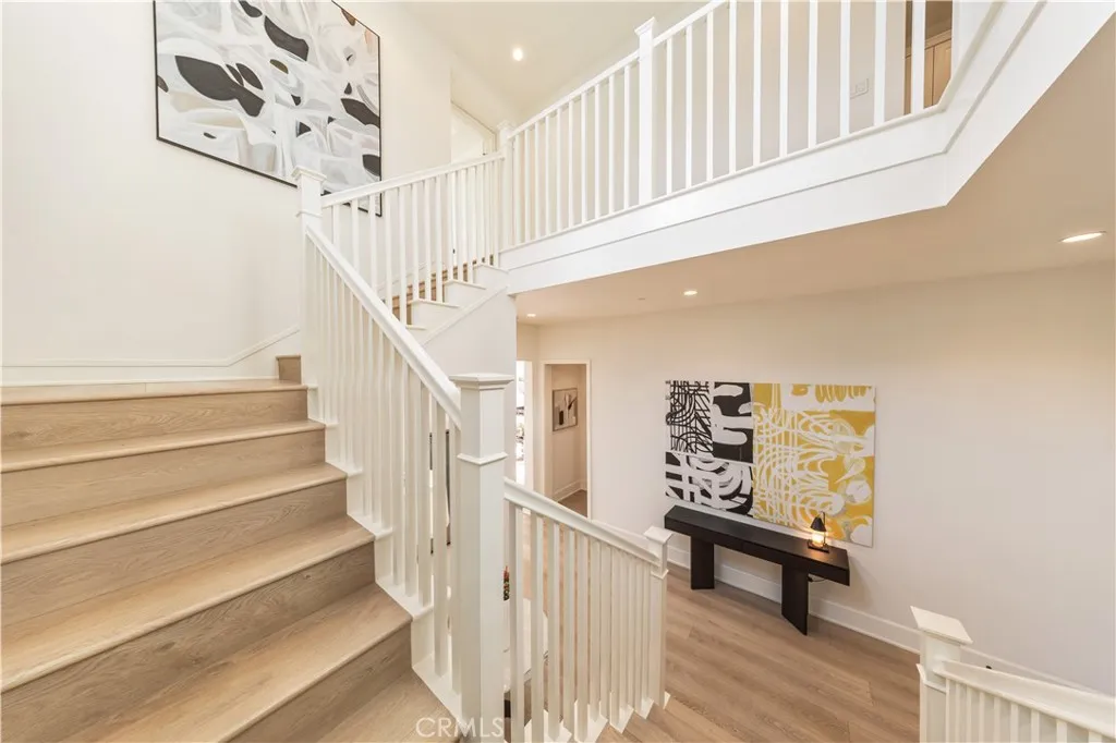 Additional image 10 of 135 Statura, Irvine, CA 92602