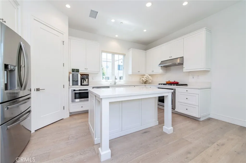Additional image 63 of 154 Winnett, Irvine, CA 92602