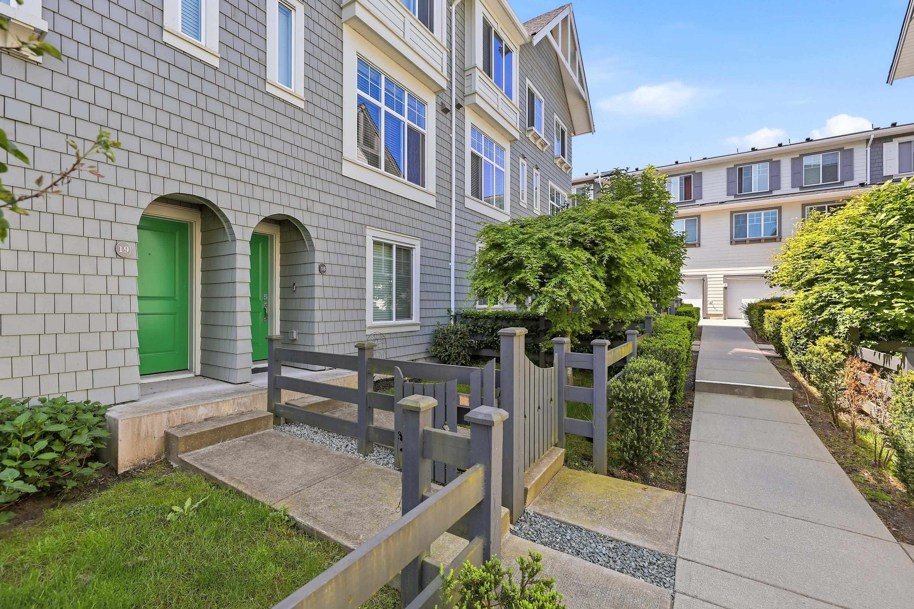 Additional image 4 of 19-8168 136a Street, Surrey, BC, V3W 2Z6