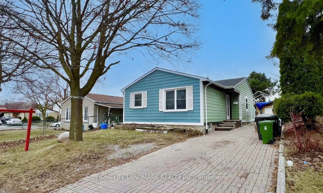 Basement-81 United Square, Toronto, ON, M1B 2B9
