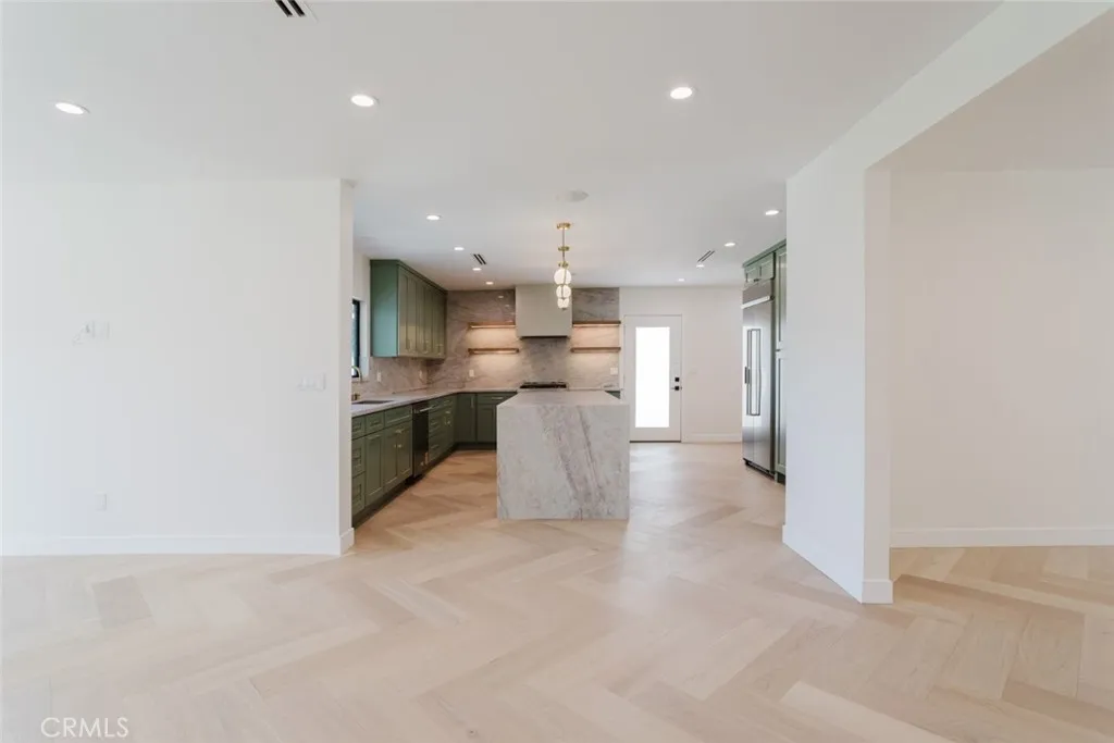 Additional image 105 of 941 Sherlock Drive, Burbank, CA 91501