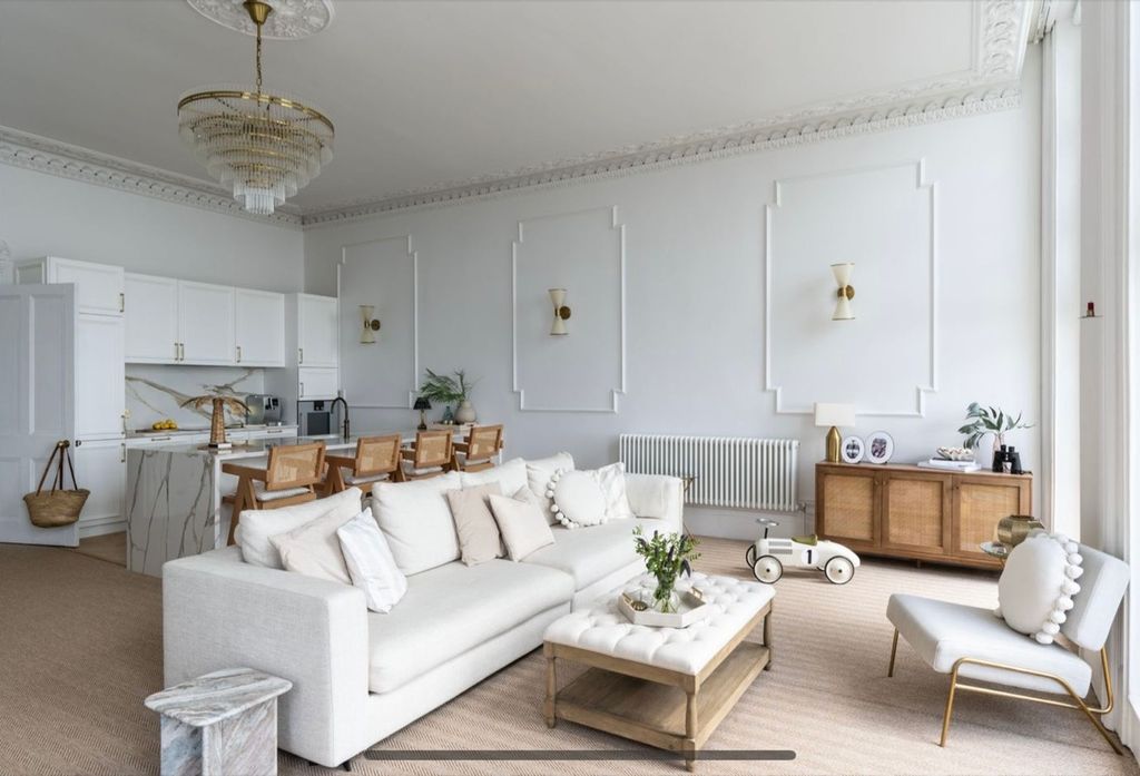 Additional image 3 of 2 bed flat for saleBrunswick Terrace, Hove BN3