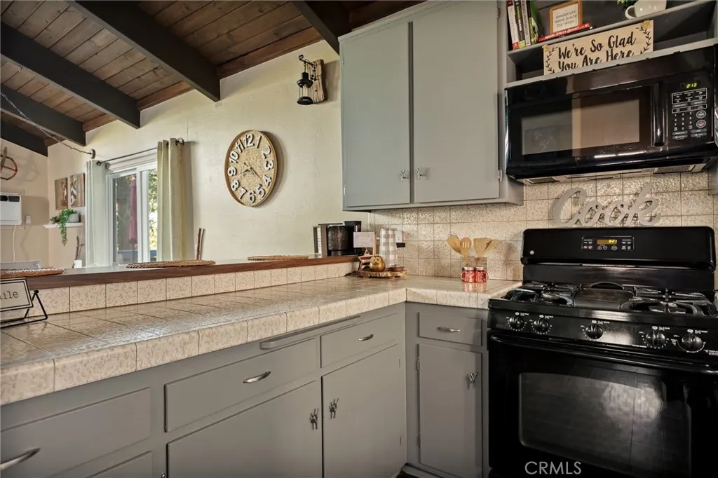 Additional image 42 of 24096 Altdorf Dr, Crestline, CA 92325