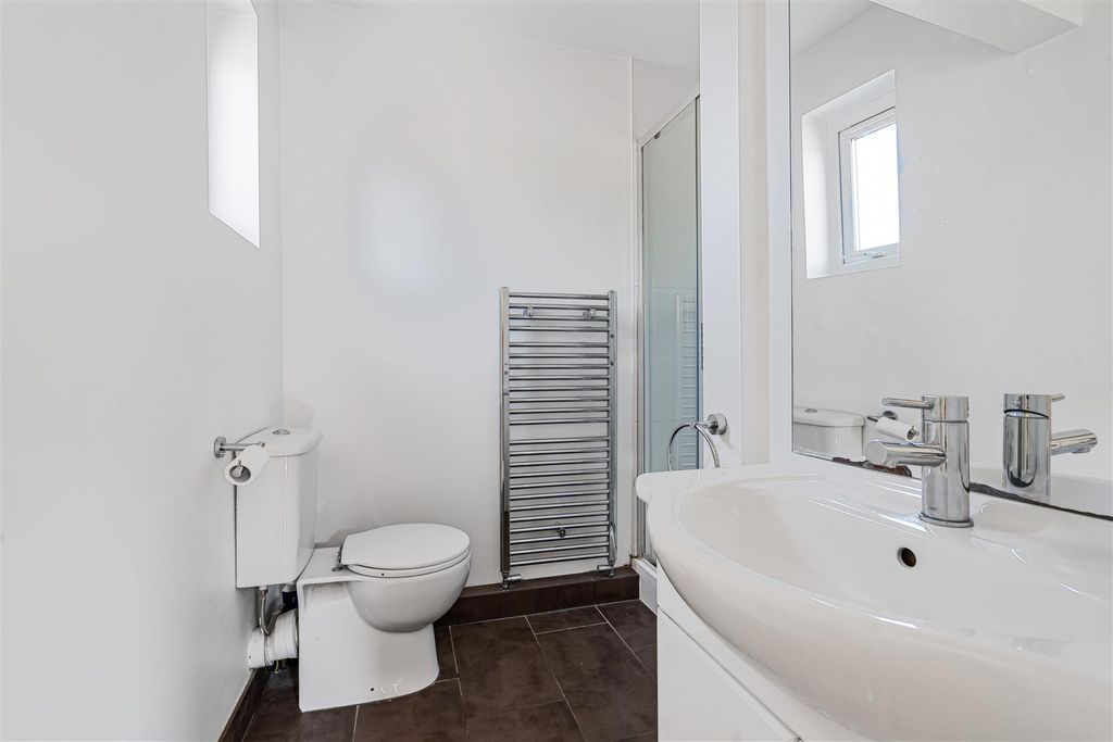 Additional image 23 of 4 bed detached house for saleCollege Rise, Maidenhead SL6