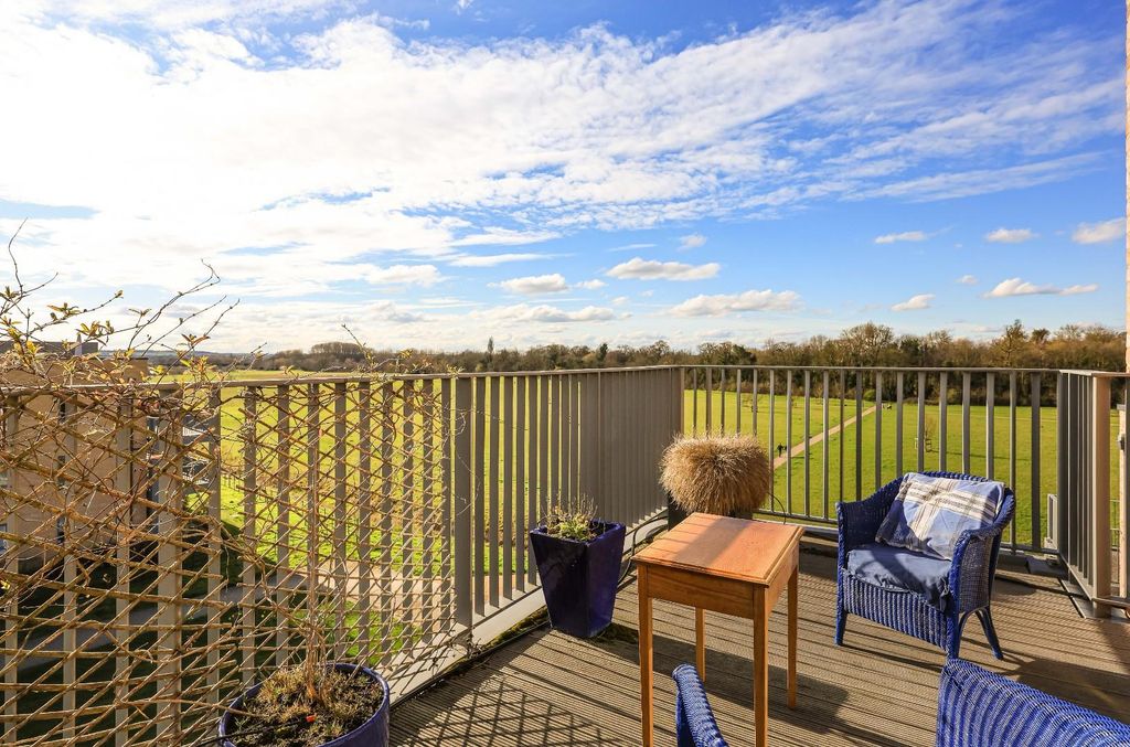 Additional image 10 of 3 bed flat for saleRenard Way, Trumpington, Cambridge CB2