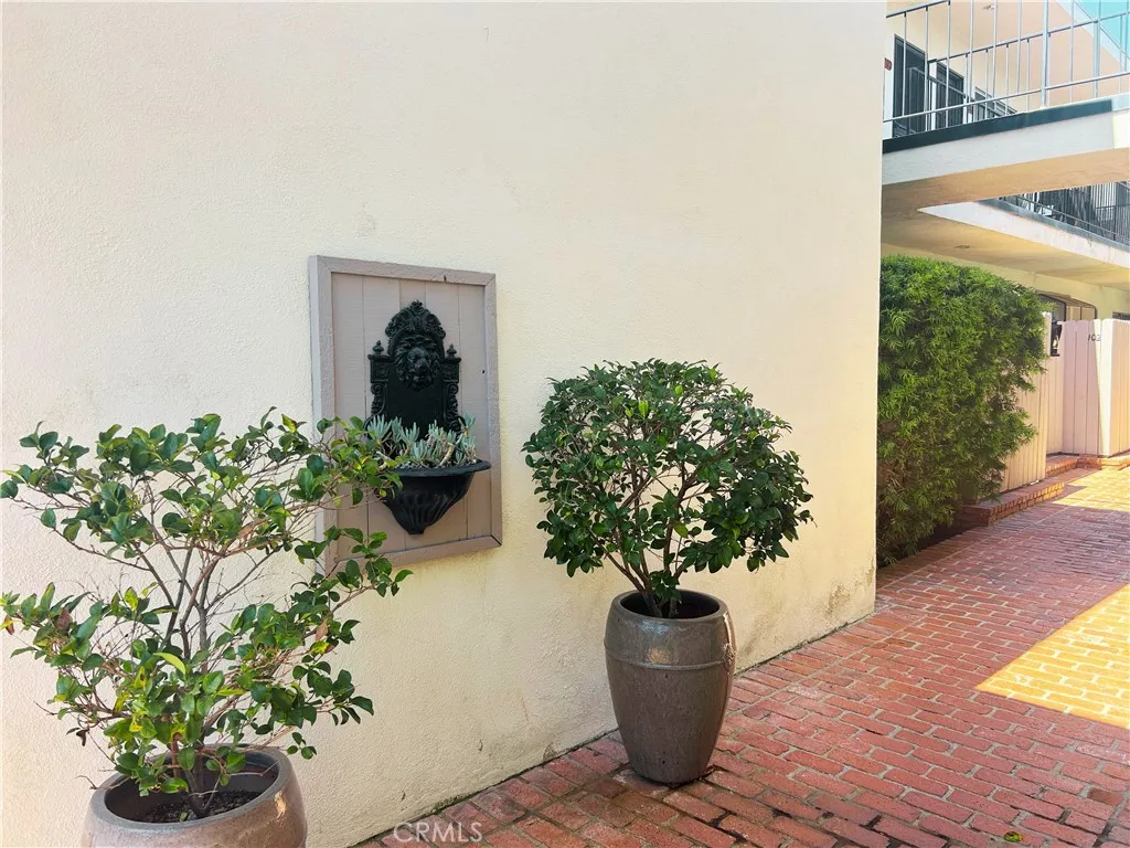 Additional image 37 of 1522 S Centinela Ave Unit 204, Los Angeles, CA 90025
