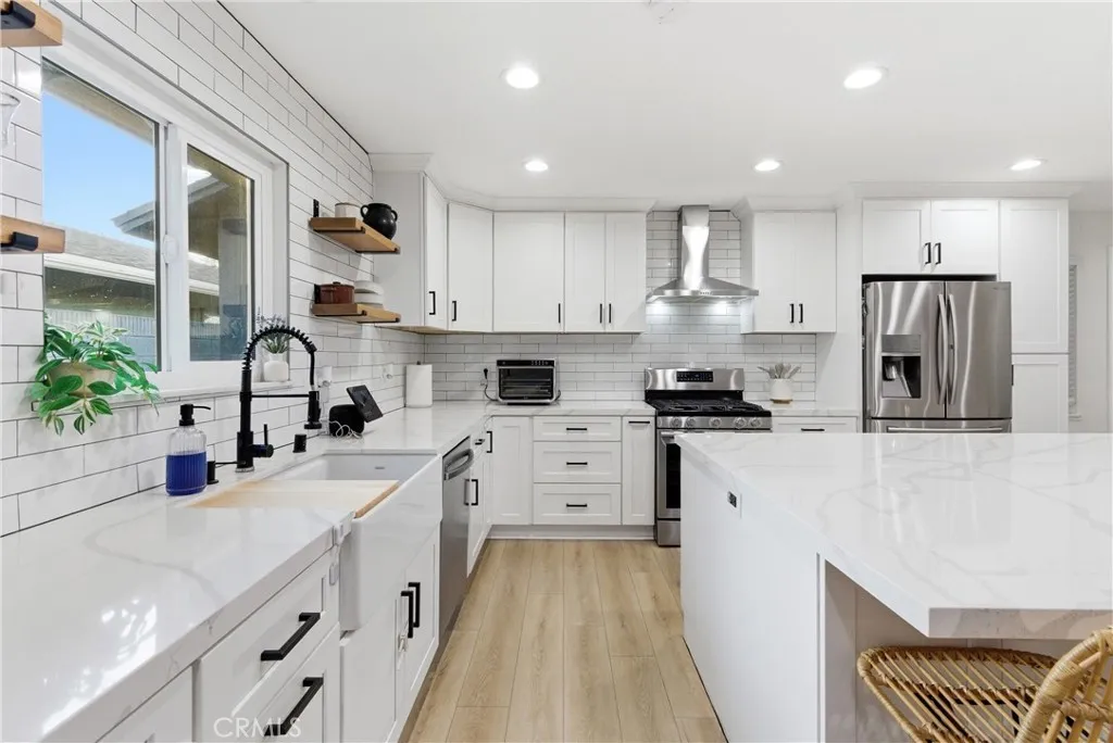 Additional image 11 of 1806 W Saint Andrew Pl, Santa Ana, CA 92704