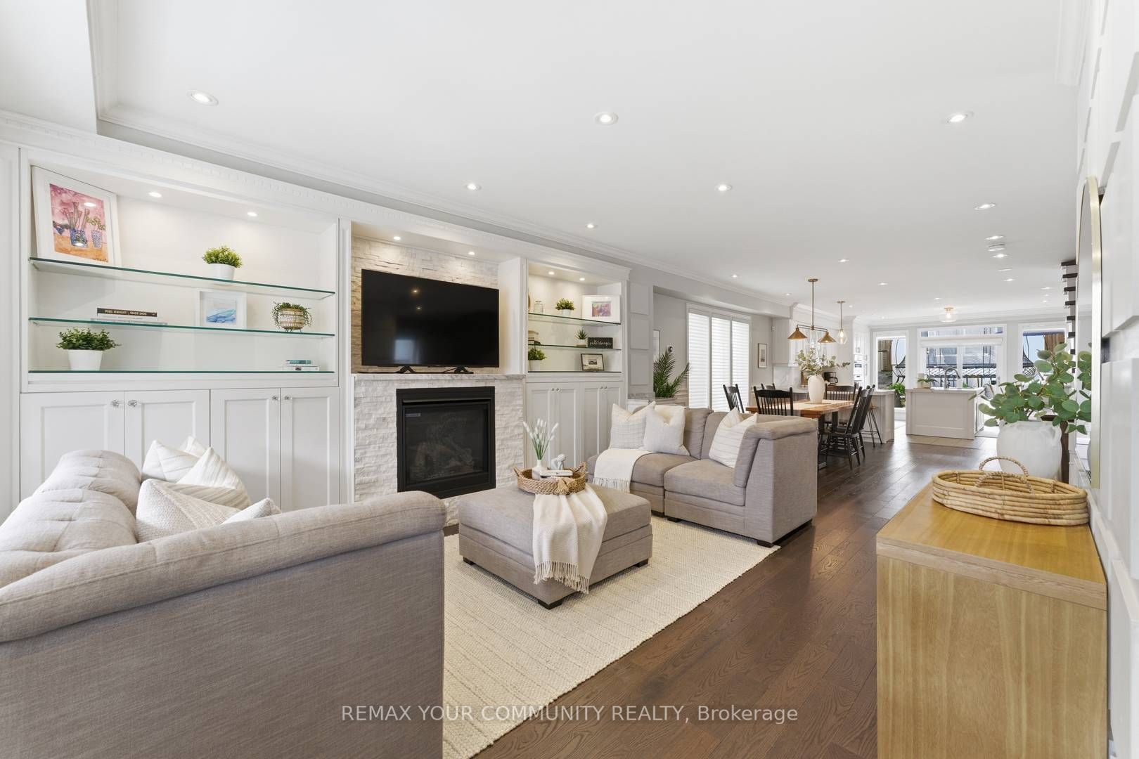 Additional image 3 of 12 Hazel Avenue, Toronto, ON, M4E 1C5