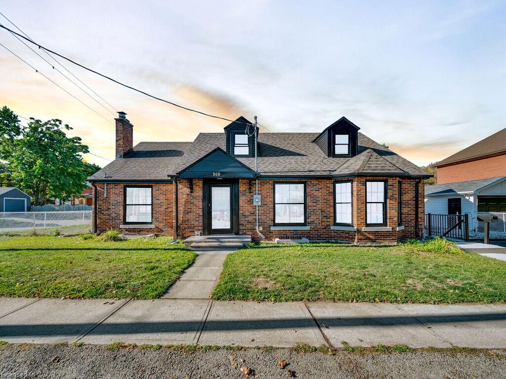 860 Vine Street, Cambridge, ON, N3H 2Z5