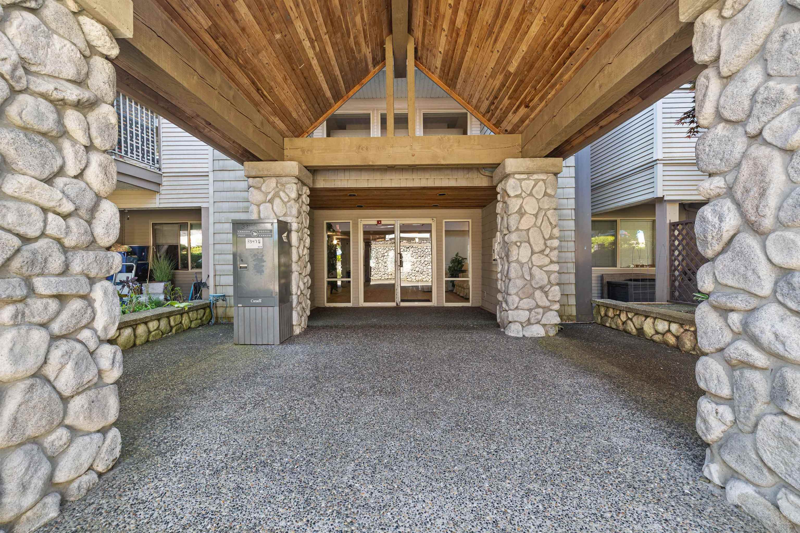 Additional image 2 of 407-33478 Roberts Avenue, Abbotsford, BC, V2S 8E1