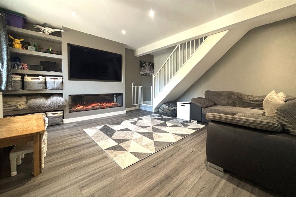 Additional image 2 of 2 bed terraced house for saleRavenscroft, Hook, Hampshire RG27