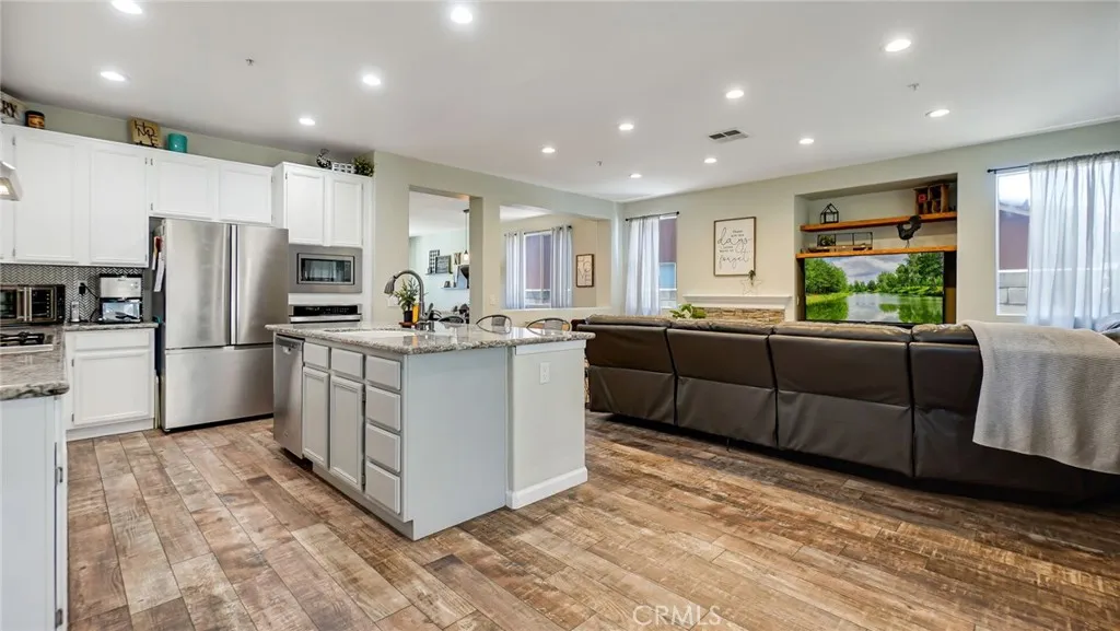 Additional image 63 of 15054 Granite Peak Avenue, Fontana, CA 92336