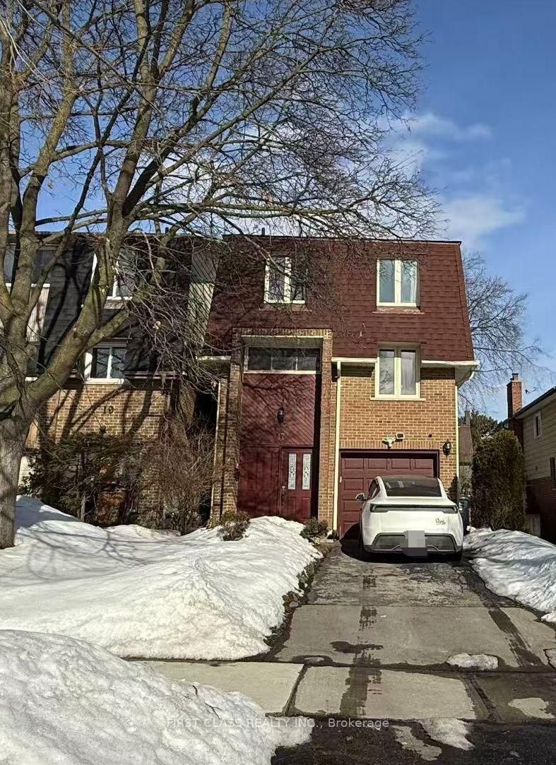 17 Harnworth Drive, Toronto, ON, M2H 3C1