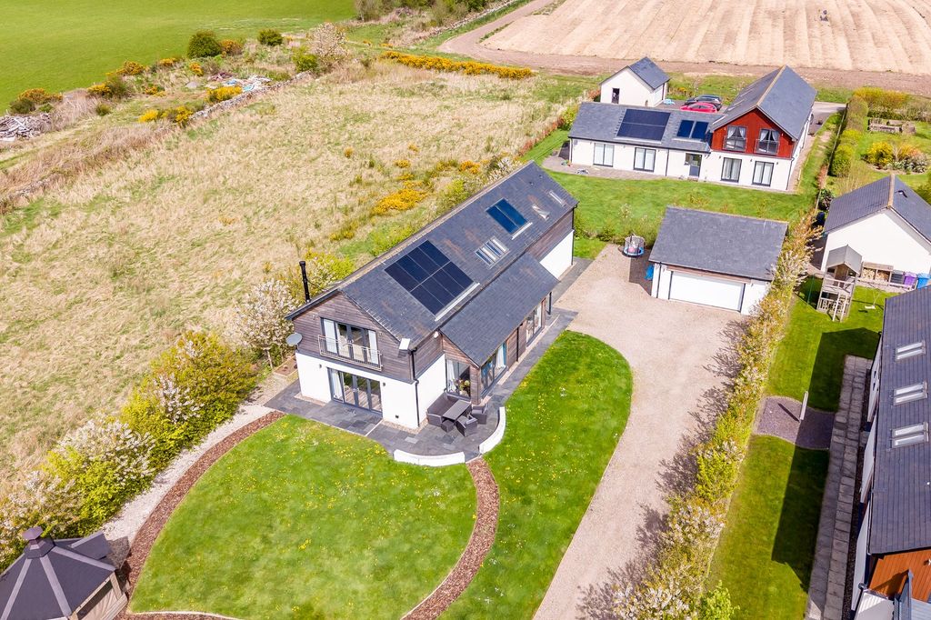 Additional image 30 of 5 bed detached house for sale1 Denside Park, Wellbank, Broughty Ferry DD5