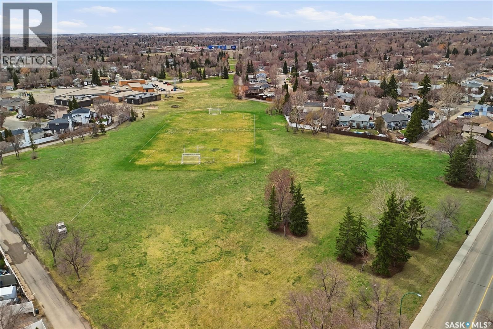 Additional image 3 of 404 Dalgliesh Drive, Regina, SK, S4R6J1