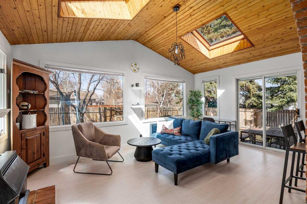 Additional image 4 of 4716 26 Avenue SW, Calgary, AB, T3E 0R2
