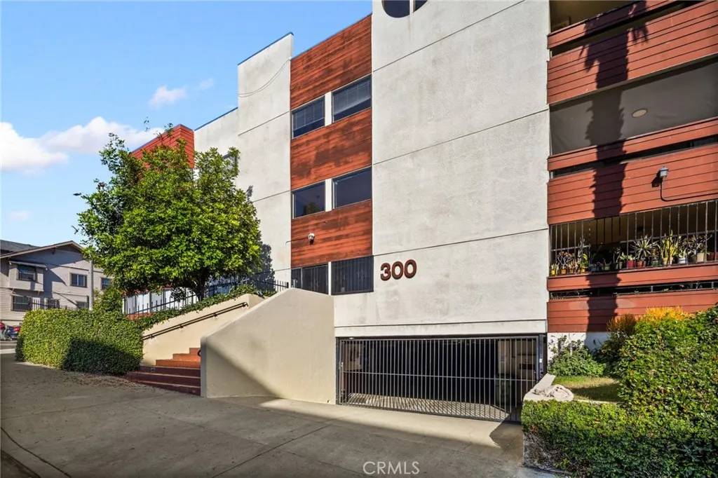 Additional image 5 of 300 S Reno Street Unit 303, Los Angeles, CA 90057