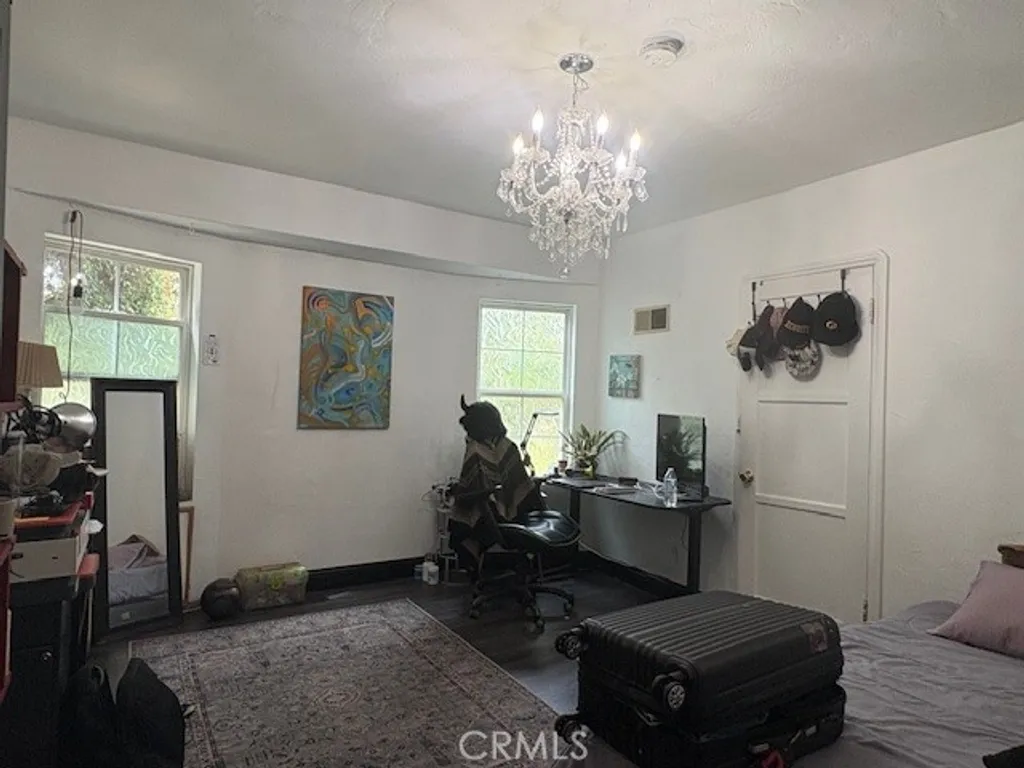 Additional image 14 of 2196 N Orange Grove Avenue, Pomona, CA 91768