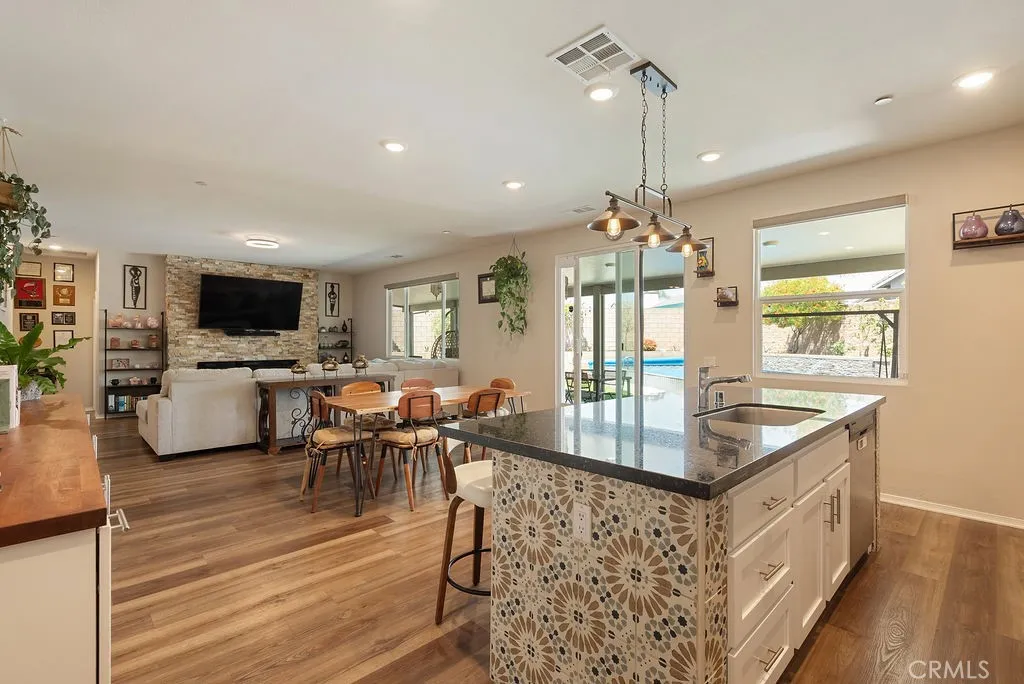 Additional image 81 of 829 S Pine Ave, Rialto, CA 92376