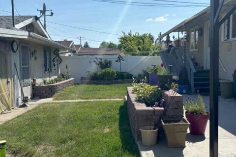 Additional image 8 of 4924 40 Avenue NW, Calgary, AB, T3A 2P1