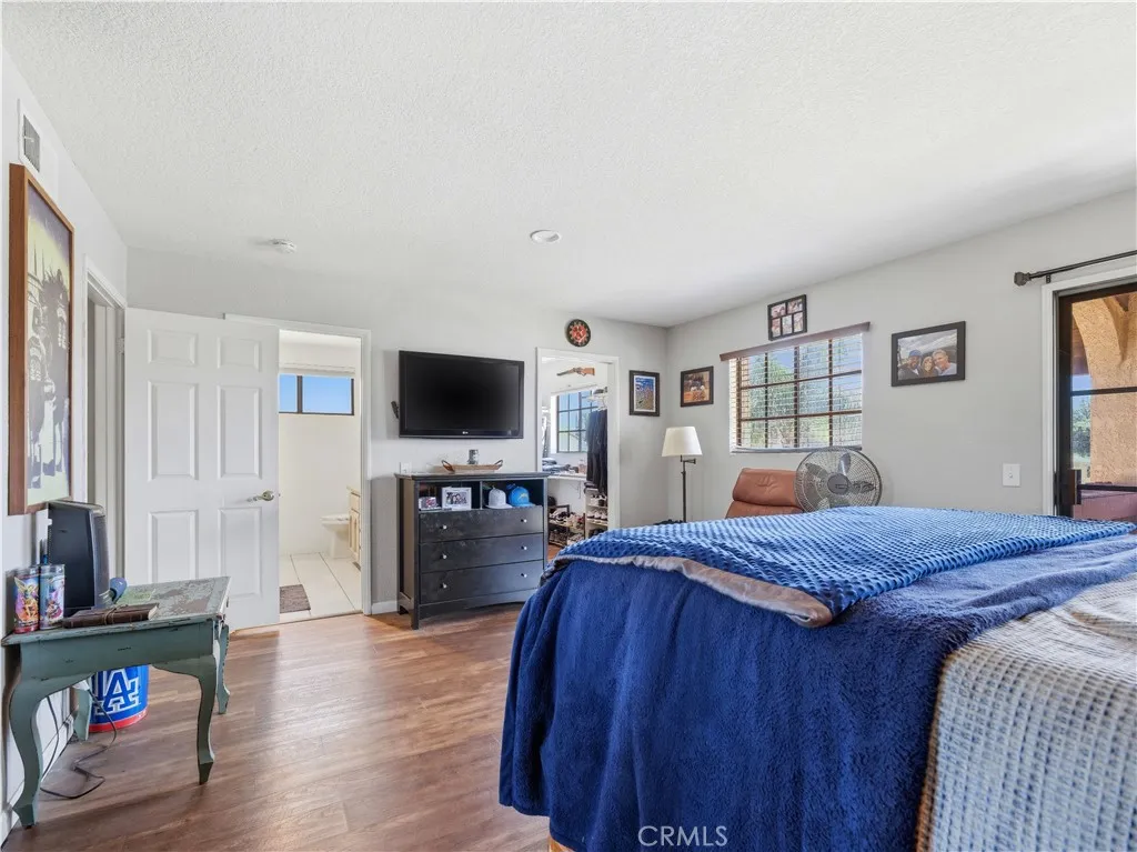 Additional image 72 of 22319 Lull Street, Canoga Park, CA 91304