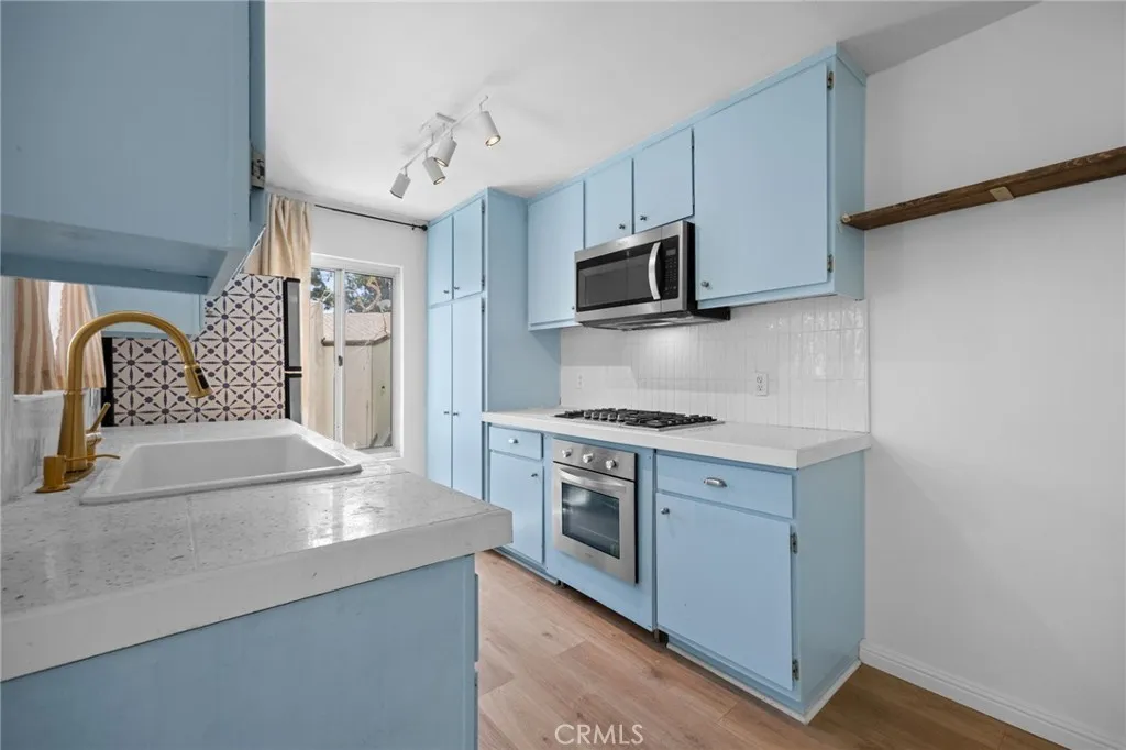 Additional image 51 of 1330 Cabrillo Park Dr Unit F, Santa Ana, CA 92701