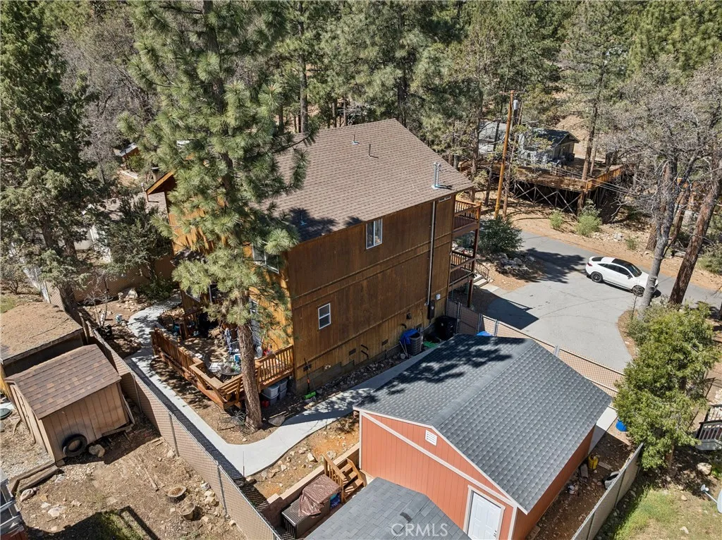 Additional image 38 of 879 Spruce Lane, Sugarloaf, CA 92386