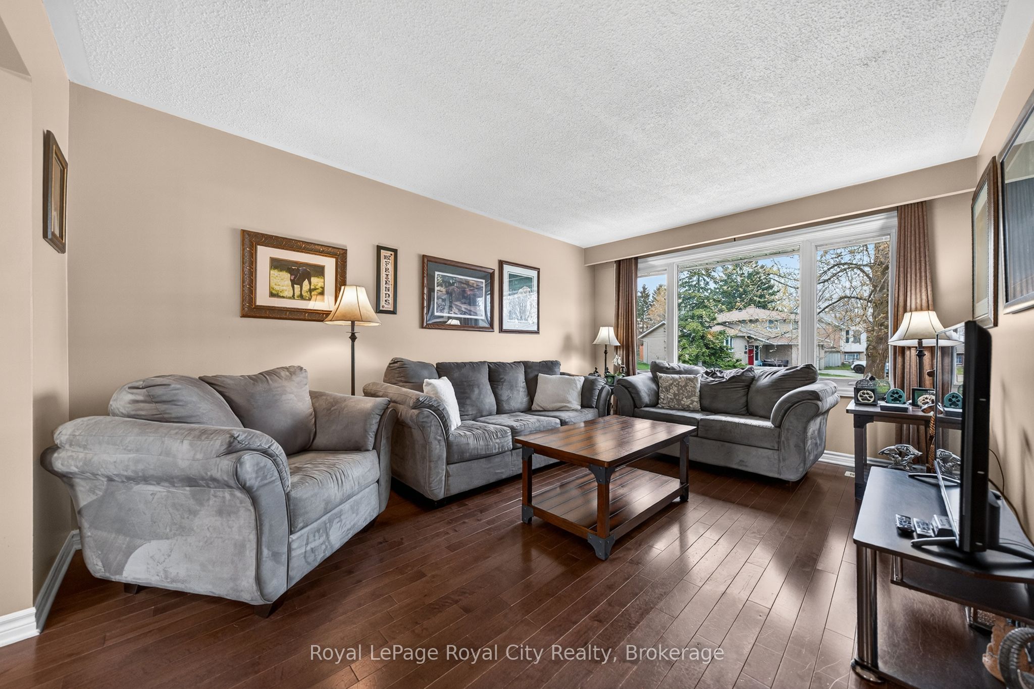 Additional image 3 of 16 Sanderson Drive, Guelph, ON, N1H 6T8