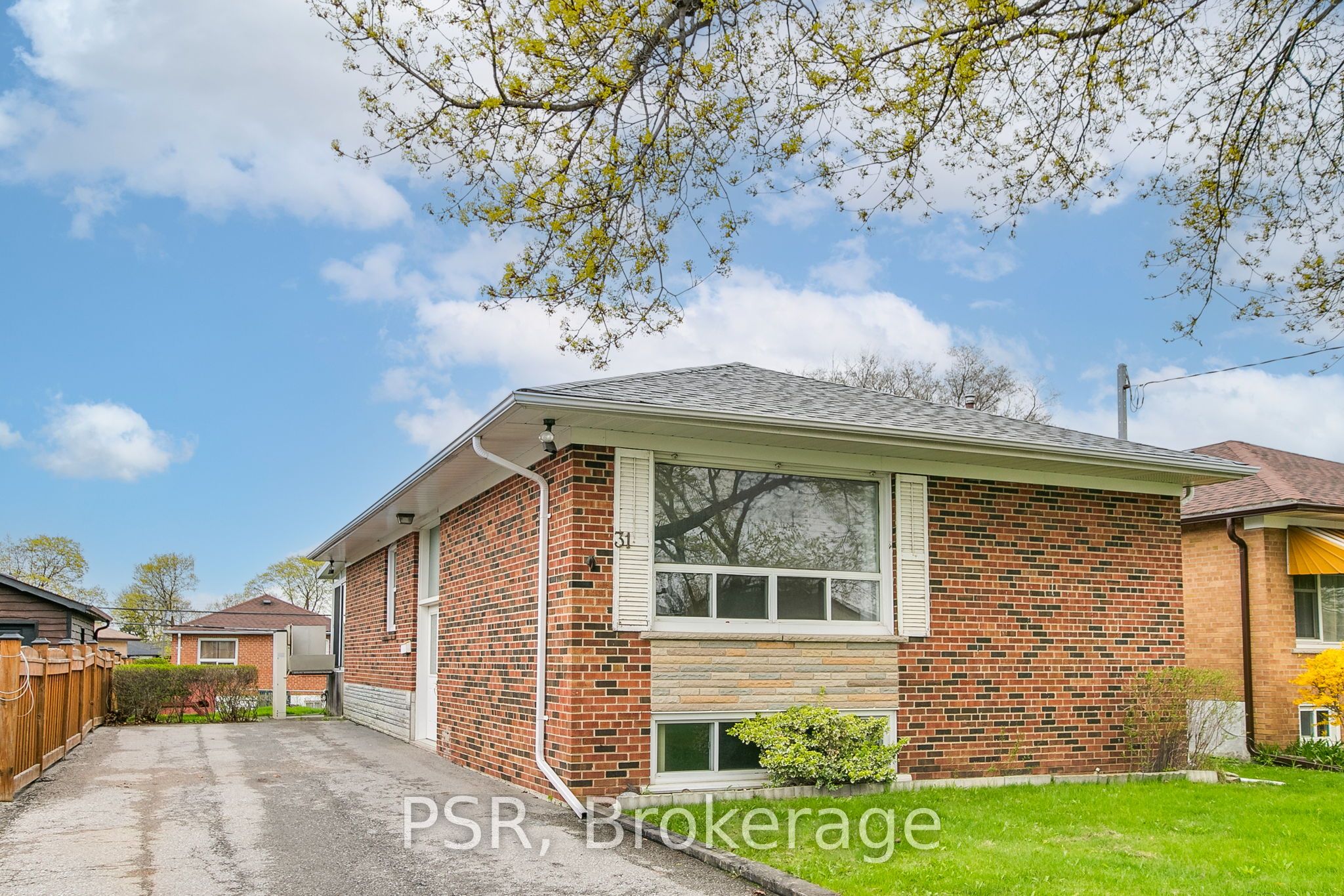 Additional image 3 of 31 Heatherglen Road, Toronto, ON, M9W 4P9