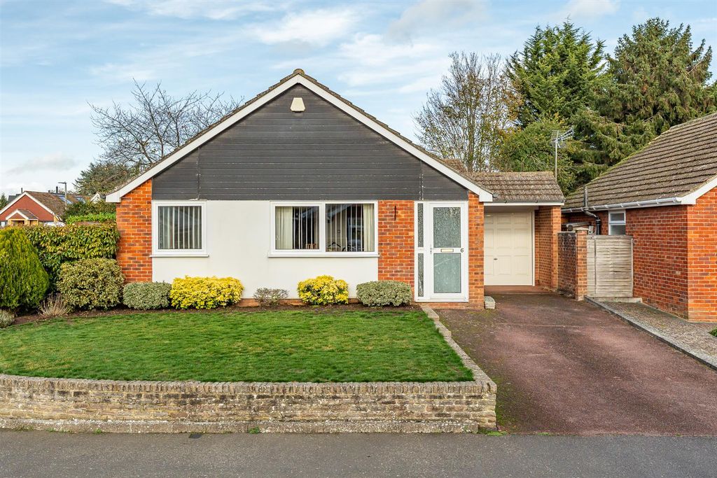 Additional image 14 of 2 bed bungalow for saleWentworth Road, Hertford SG13