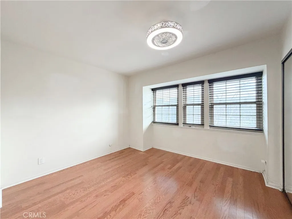 Additional image 15 of 22131 N Oxnard Street Unit A, Woodland Hills, CA 91367