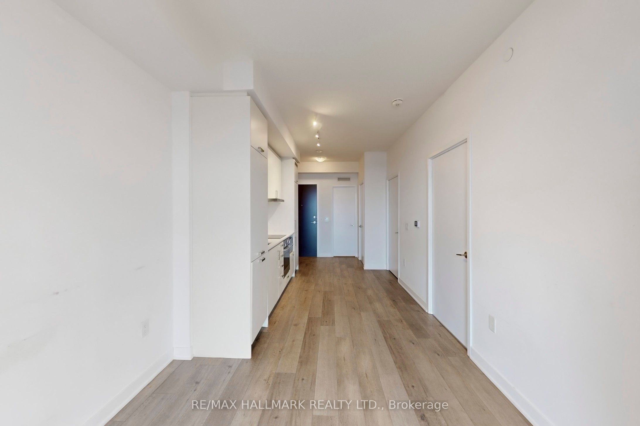 Additional image 6 of 820-60 Honeycrisp Crescent, Vaughan, ON, L4K 0N5