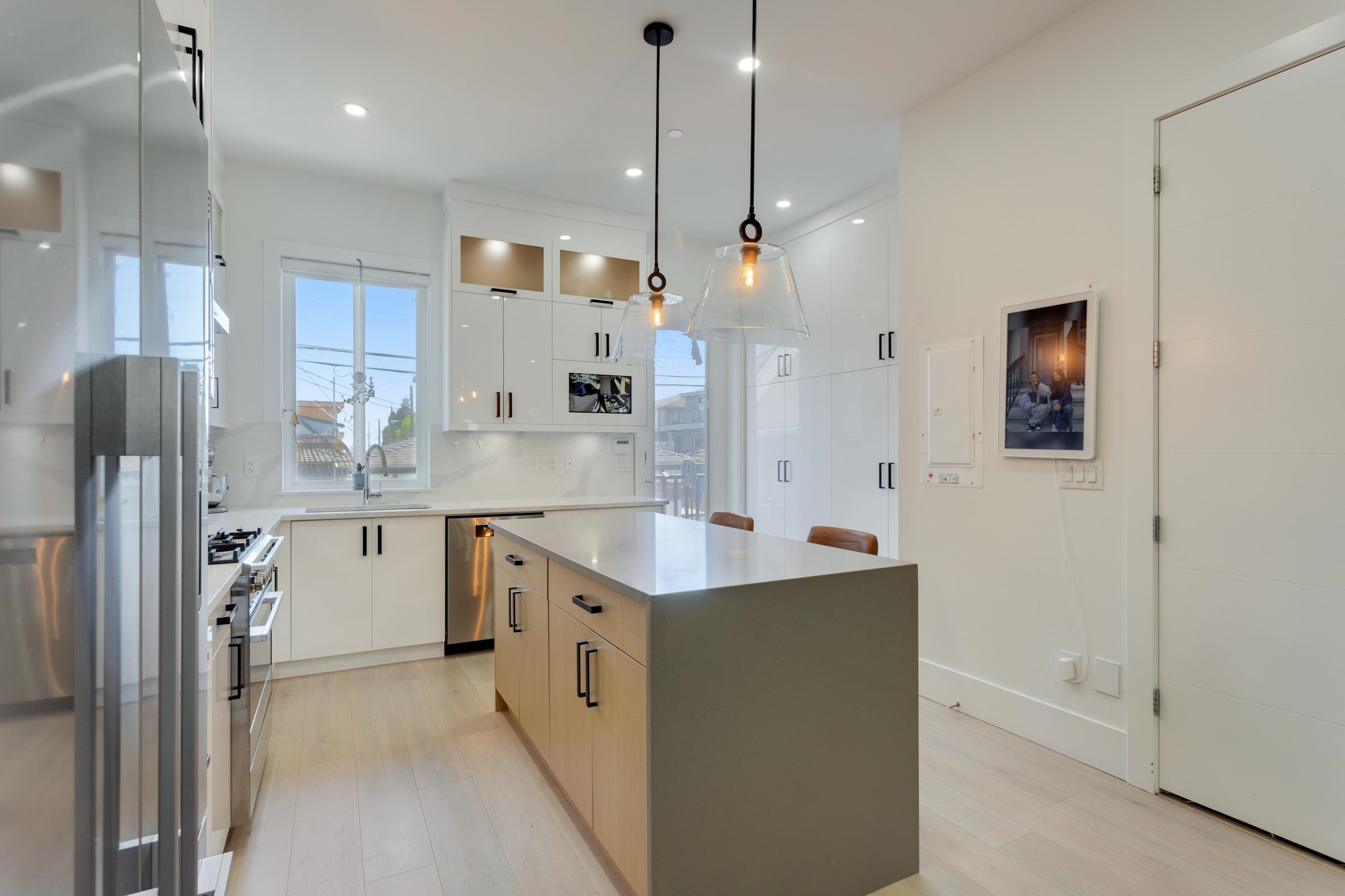 Additional image 3 of 2868 49th Avenue E, Vancouver, BC, V5S 1K6