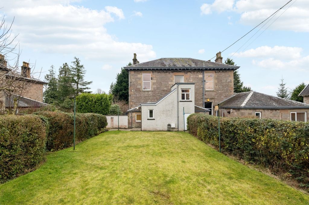 Additional image 4 of 3 bed flat for sale3 West Abercromby Street, Helensburgh G84