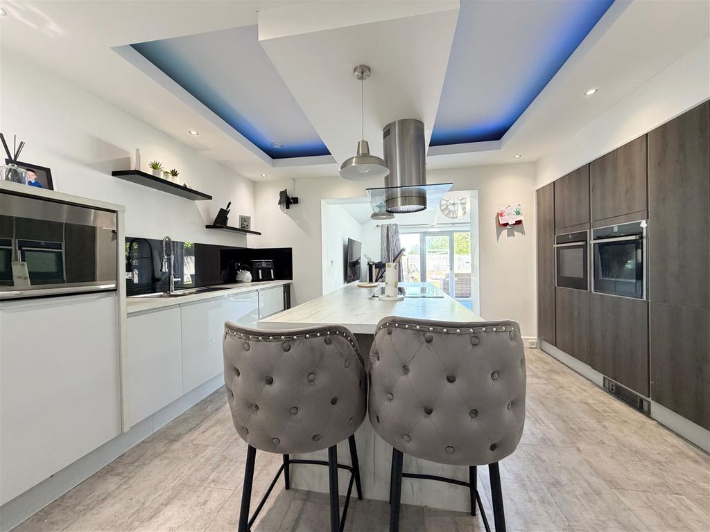 Additional image 6 of 5 bed detached house for saleGreenlees Road, Cambuslang, Glasgow G72