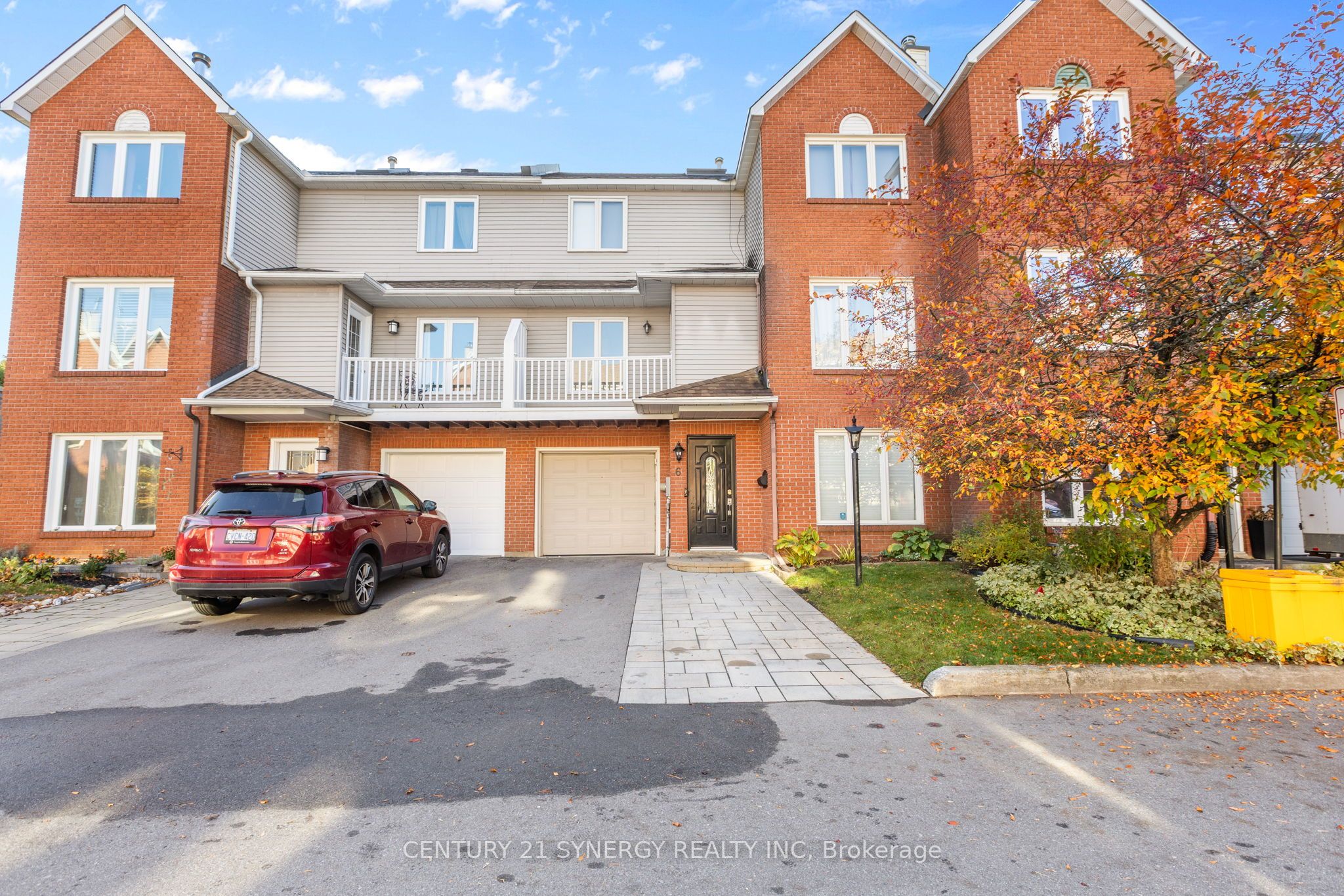 6 Berton Place, Ottawa, ON, K2L 3R8