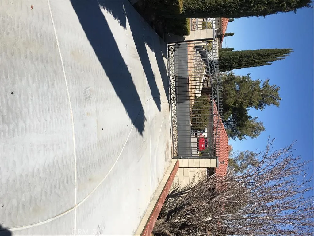 20231 Wadena Rd, Apple Valley, CA 92308 photo 3