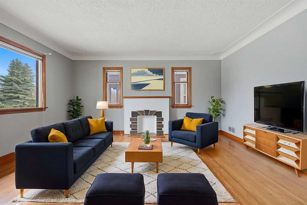 Additional image 4 of 1019 8 Avenue NE, Calgary, AB, T2E 0S4