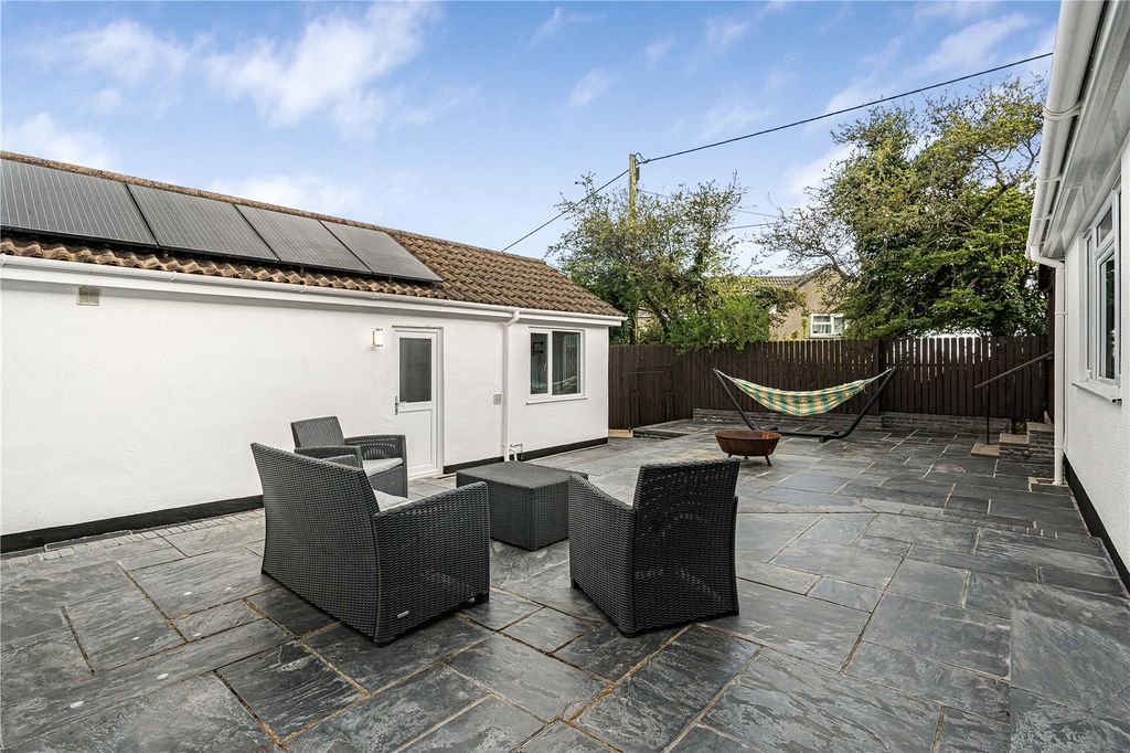 Additional image 12 of 3 bed bungalow for saleCarnsew Close, Mabe Burnthouse, Penryn, Cornwall TR10