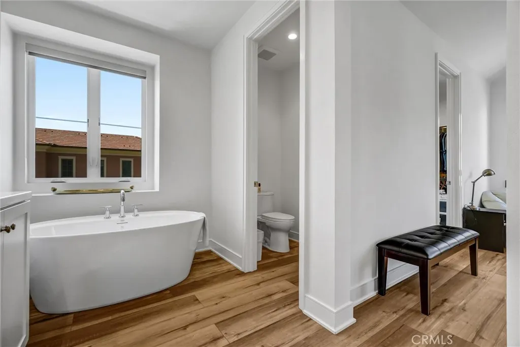 Additional image 71 of 151 Winnett, Irvine, CA 92602